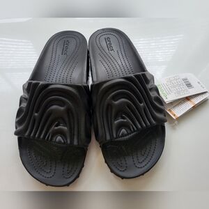 Salehe Bumbury Crocs Slides